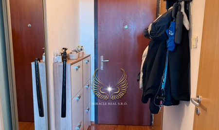 Prenájom 3izbového bytu s výhľadom na Líščie údolie - Photo 3