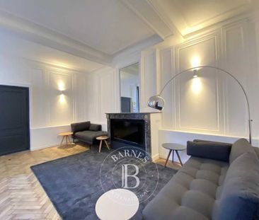 Vieux-Lille, Grand T2 rénové et meublé à NEUF - Photo 6