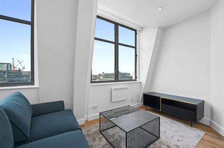 West Smithfield, London, EC1A 9HX - Photo 2