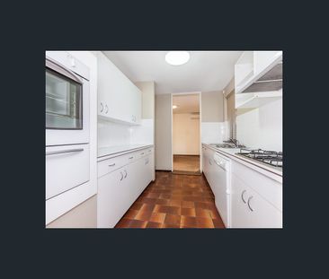 4/134 Labouchere Road, Como, WA 6152 - Photo 3