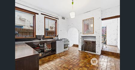Charming Victorian Terrace in an Unbeatable Richmond Location - Photo 4