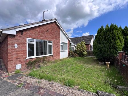 The Meadows, Gobowen, Owestry, Shropshire, SY11 3JD - Photo 4