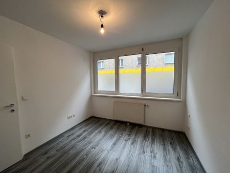 2 Zimmer in bester Lage - 1050 Wien! - Parkett wird erneuert! - Photo 3