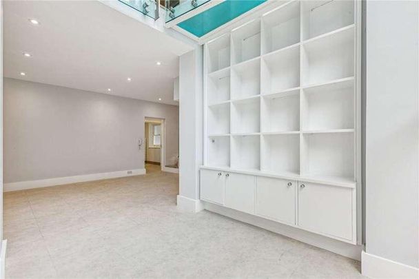 Denbigh Road, Notting Hill, London, W11 - Photo 1