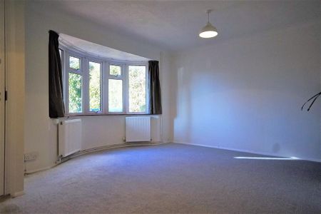 3 bedroom property to rent - Photo 4