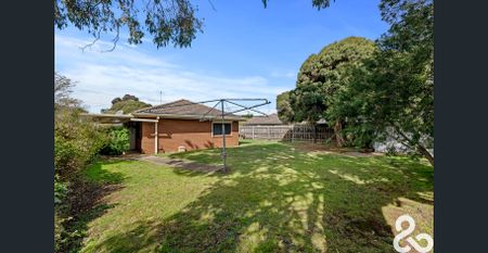 Charming Home In A Family Friendly Location - Photo 4