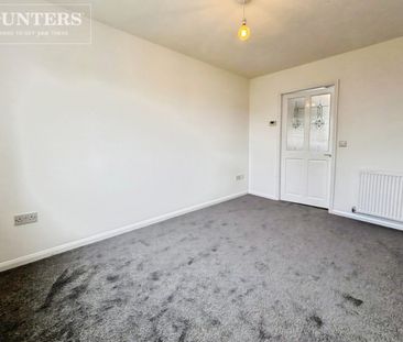 3 bedroom House To Let - Photo 2