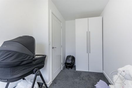 2 bedroom - Photo 2