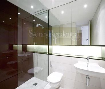 Designer Studio apartment in the most prime location - Photo 3