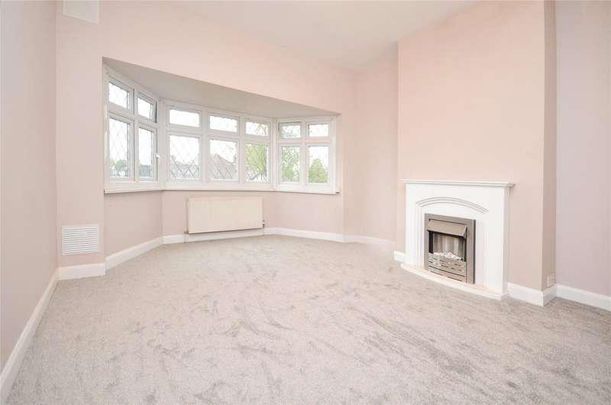 Grove Court, Little Gaynes Lane, Upminster, RM14 - Photo 1