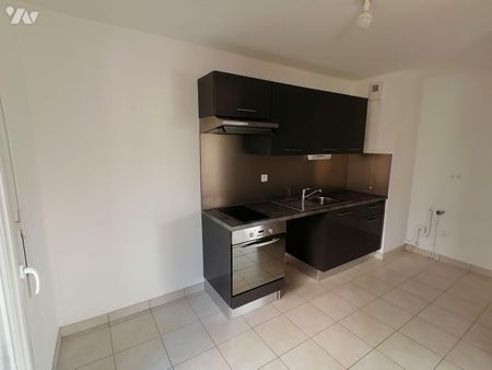 TRENTE CINQ NOTAIRES - BRUZ - Appartement T3 au rez-de-chaussée, construction 2012 Comprenan... - Photo 4