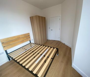 3 bedroom apartment to rent - Photo 4