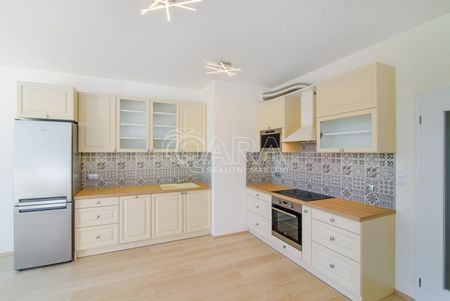 Pronájem bytu 2+kk 58 m² - Фото 2