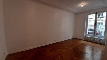 location Appartement T2 DE 49.9m² À PARIS - Photo 5