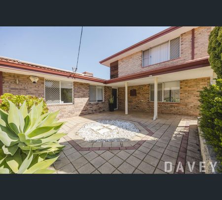 42 Hester Way, Greenwood, WA 6024 - Photo 5