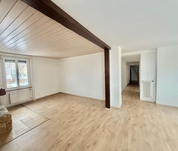 Charming 3.5 room apartment with large terrace in Tramelan - Photo 3