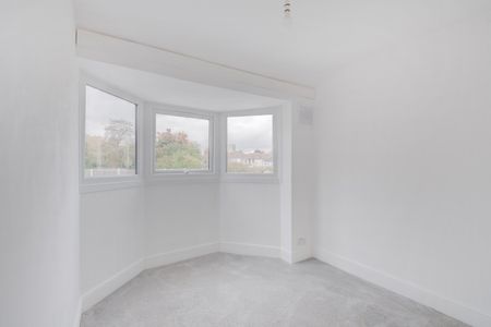 3 bed semi-detached house to rent in Henlow Road, Birmingham, B14 - Photo 2