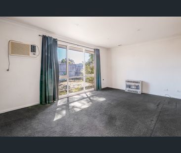 34 Whipbird Drive, Carrum Downs, Vic 3201 - Photo 4