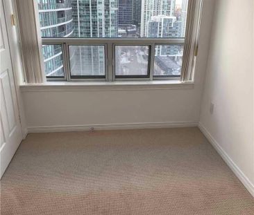 30 Harrison Garden Boulevard #2209 - Photo 5