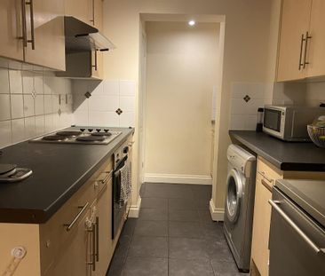 1 bedroom flat to rent - Photo 3