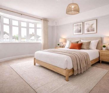 Hevers Avenue, Horley, RH6 - Photo 5