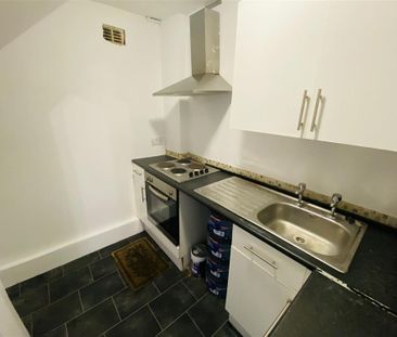 2 bedroom terraced house to rent - Photo 6