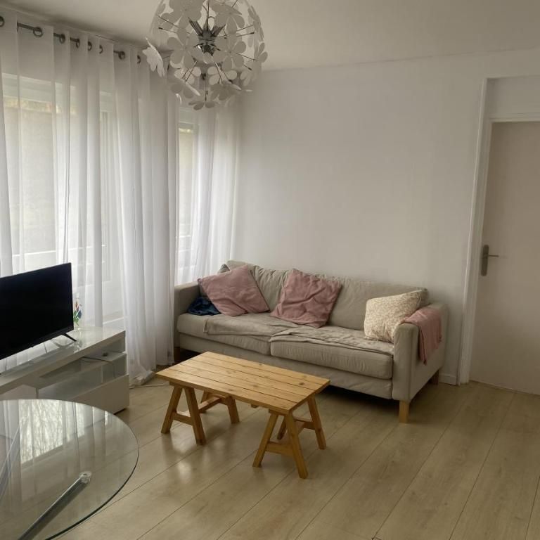 Seclin centre, T2 de 36m2 au rez de chaussée, 530€ et 140€ ch. Dispo - Photo 1