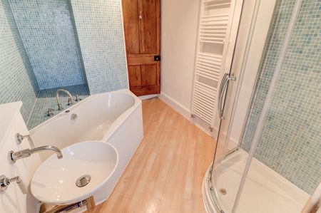 2 BED Terraced House To rent - Photo 3
