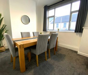 Terraced House to rent on - Photo 3