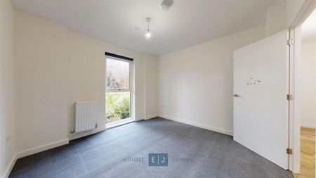 2 bedroom apartment to rent - Photo 4