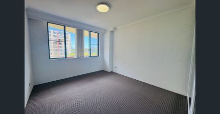 Convenient & Comfortable Resort Style Living - Photo 5