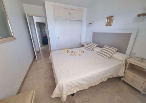 HALF SEASON FOR RENT FROM NOW ON -30.6.25 NICE CORNER APARTMENT ON THE 1ST LINE WITH BEAUTIFUL SEA VIEWS IN FUENGIROLA