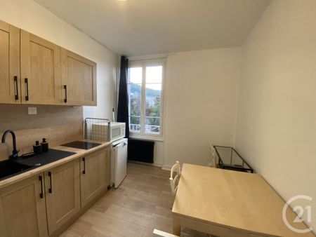 Location Appartement 1 pièce 14m² CHAMALIERES 63400 - Photo 2