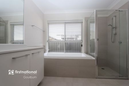 64 Mewburn Drive, Goulburn - Photo 3