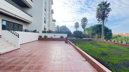 3 room luxury Apartment for rent in Sintra, Portugal - Photo 3