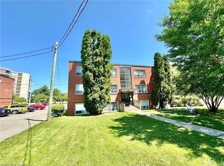 For Lease - 37 Mericourt Road Unit# 303, Hamilton, Ontario - Photo 4
