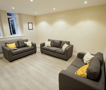 Cliff Road Gardens, Woodhouse, LS6 2EY, Leeds - Photo 2