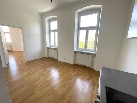 NÄHE U4 MEIDLING+U6 NIEDERHOFSTRASSE - SONNIGE ALTBAUWOHNUNG MIT GRÜNBLICK - Photo 4