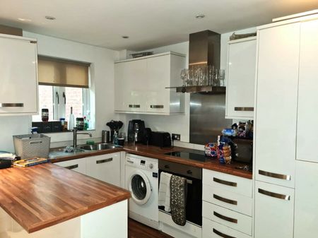 Surrey Road, Westbourne - Photo 4