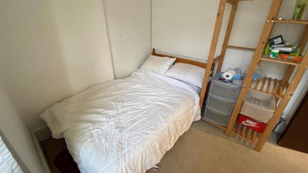 4 bedroom house to rent - Photo 3