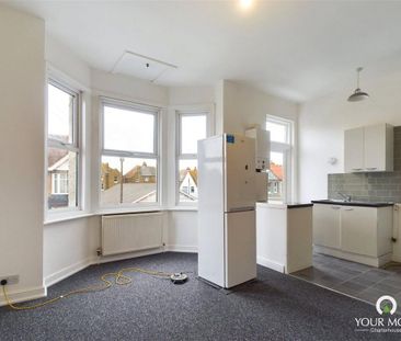 1 bedroom flat to rent - Photo 4