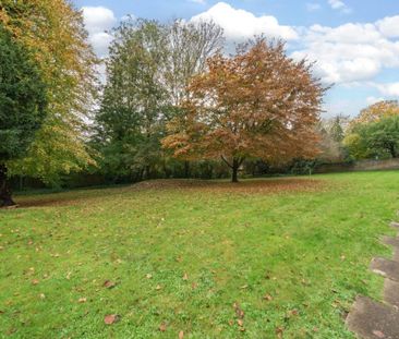 3 Bedroom - Northlands Drive, Winchester - Photo 2