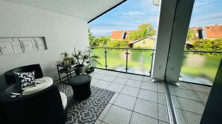 Modern und geschmackvoll 3-Zi.-Mietwohnung mit Carport - Photo 2