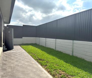 BRAND NEW 4 BEDROOM HOME - Photo 5