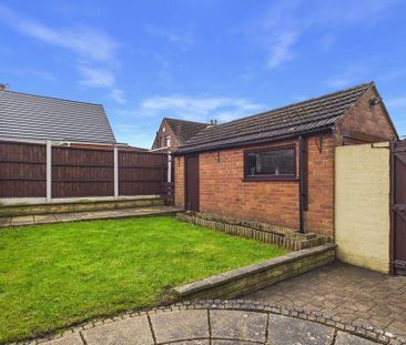 2 bedroom semi-detached house to rent - Photo 4