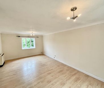 Fox Close, St. Annes Park - Photo 2