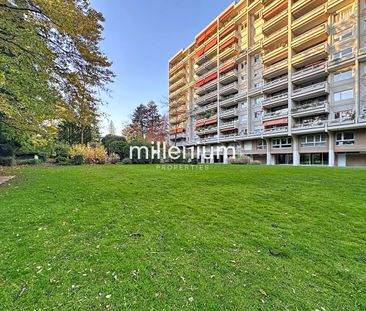 Furnished apartment with balcony near the UN - Photo 2