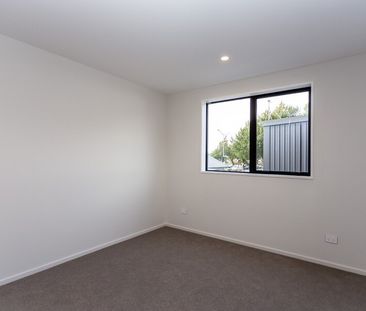 Brand New Three Bedroom Townhouse! - Photo 2