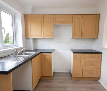 2 bedroom end of terrace house to rent - Photo 5