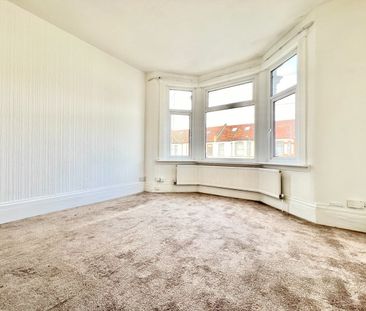 2 Bed Flat, Mortlake Road, IG1 - Photo 6